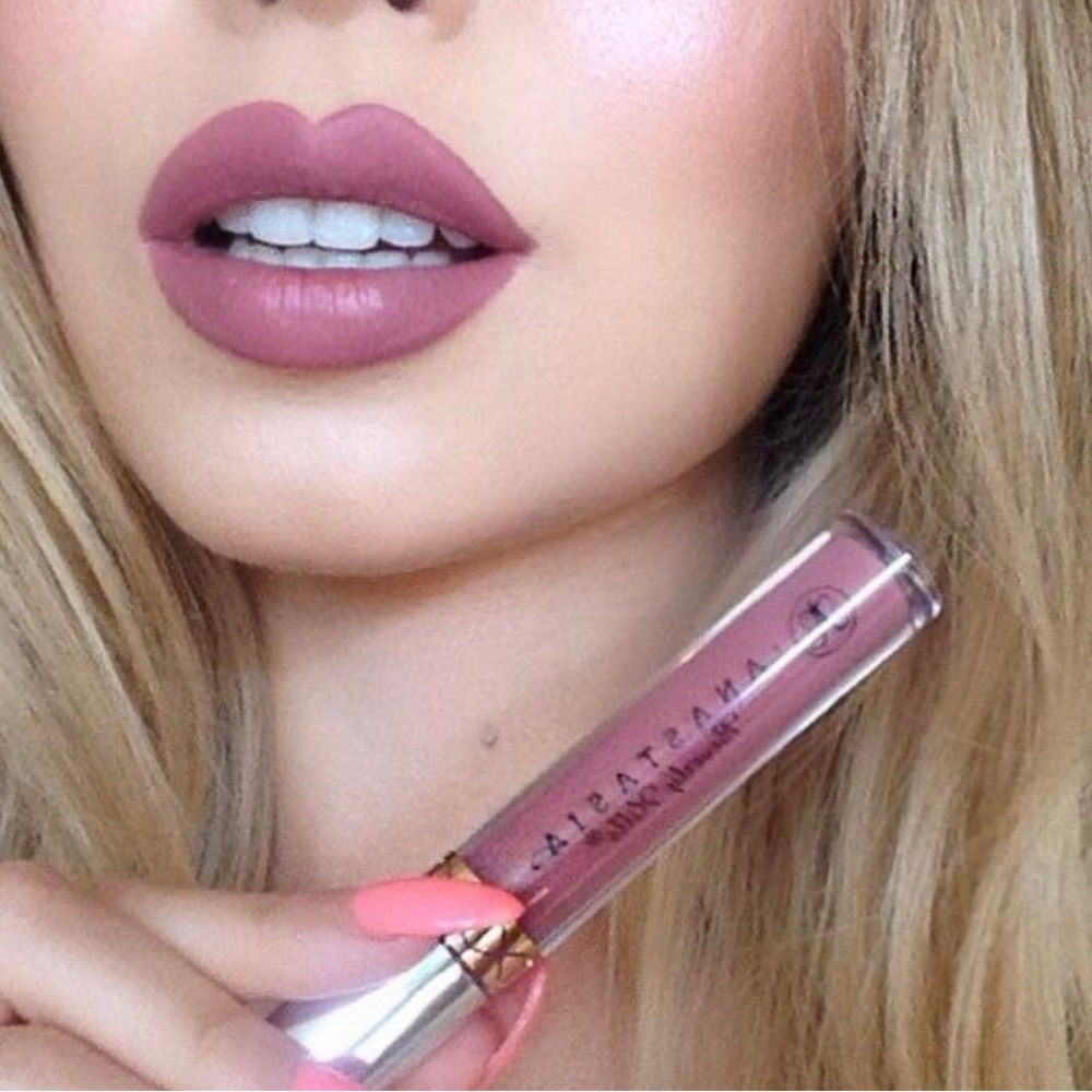 NWT Anastasia Liquid Lipstick & Lip Pencil Dusty Rose Colour